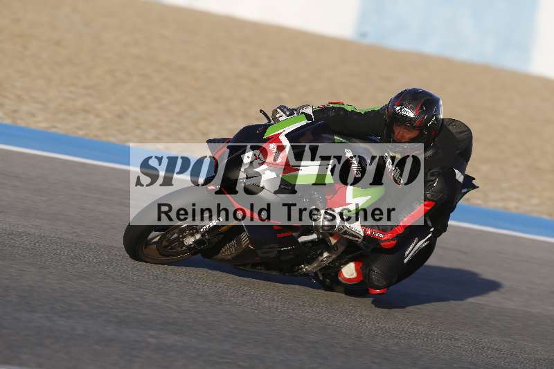 /Archiv-2024/02 29.01.-02.02.2024 Moto Center Thun Jerez/Gruppe gruen-green/641